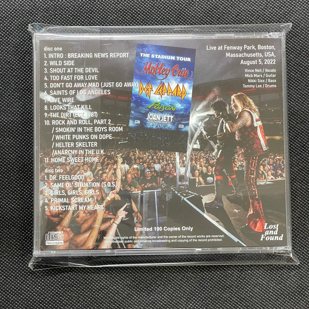 MOTLEY CRUE - FIRST NIGHT IN BOSTON 2022 (2CDR) – Acme Hot Disc