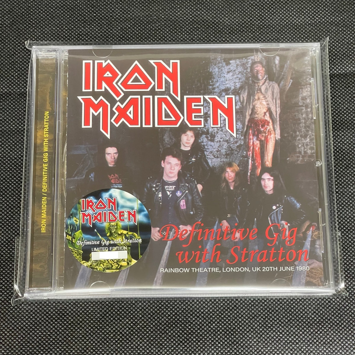 IRON MAIDEN - DEFINITIVE GIG with STRATTON (1CD) – Acme Hot Disc